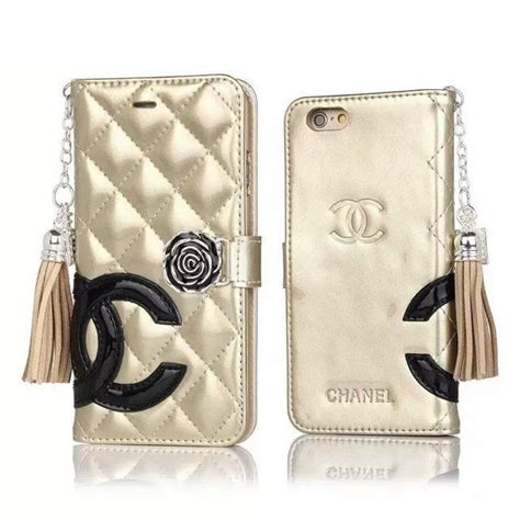 etui iphone chanel|Chanel iPhone case.